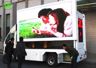 La pantalla LED móvil del camión P6 llevó el vehículo publicitario llevado móvil de publicidad del remolque digital móvil de la muestra
