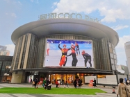 La publicidad gigante de la pantalla LED al aire libre P10 del alto brillo 7500nits defiende la instalación fija para el servicio comunitario