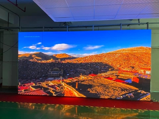 P1.875 Pantalla LED gigante interior 284440 puntos/m2 Publicidad con tamaño de gabinete 480x480mm