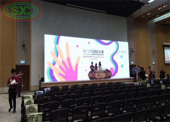 Alquiler de alta definición Instalación rápida Panel LED móvil para eventos en interiores