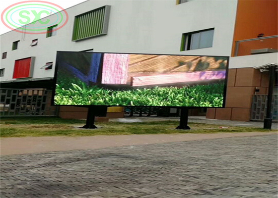 Pantalla LED al aire libre a todo color de P 10 con las columnas para hacer publicidad
