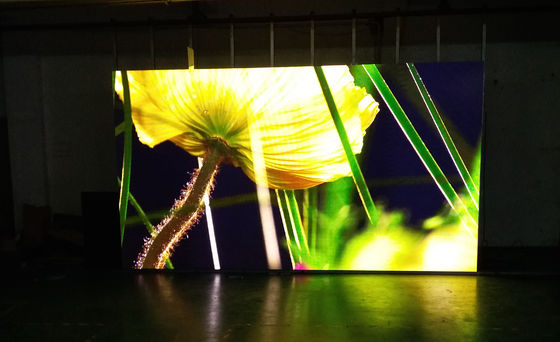 Alquiler e instalación de gabinete de aluminio fundido HD P5 módulo de pantalla LED