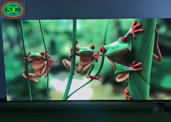 Buen precio Prenda impermeable interior ultra fina de la pantalla de la pantalla LED, peso ligero de alta resolución de la pantalla llevada de SMD P6 en línea