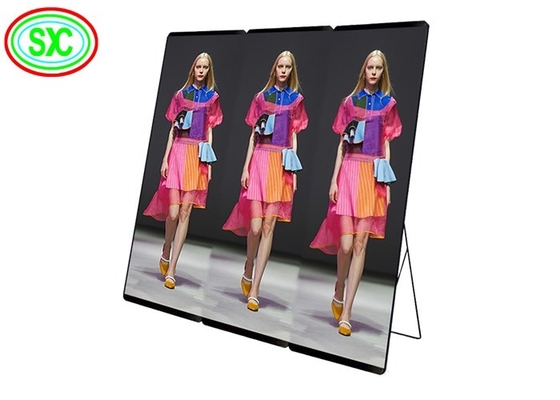 P2.5 P2.6 Panel de visualización de carteles de venta al por menor LED de pie en el piso en color completo P3 Epistar Chip