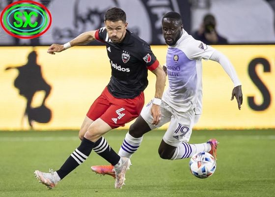 Pantalla de estadio 2024 Pantalla LED Lectura rápida Señalización grande Gabinete de hierro/acero Pantalla LED perimetral del estadio