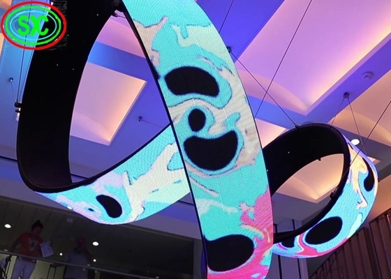 P3.91 elegante curvó los módulos suaves video de las exhibiciones de pared para dentro