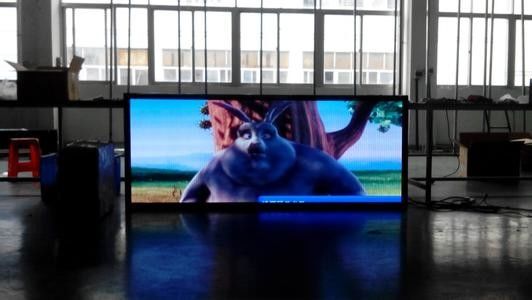Buen precio CE Rohs P6 LED Panel Screen Indoor Led Display Billboard para la publicidad de la ciudad en línea