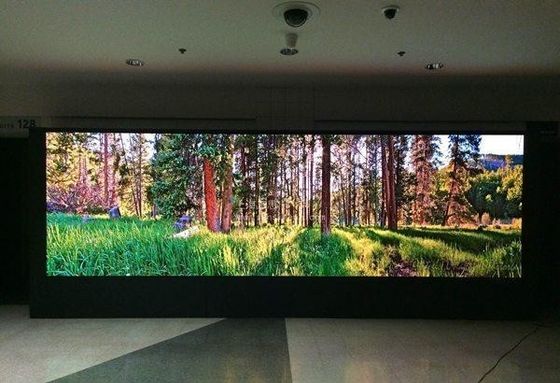 Pantalla de pared de vídeo LED interior SMD 2121 P4 clara para eventos / publicidad