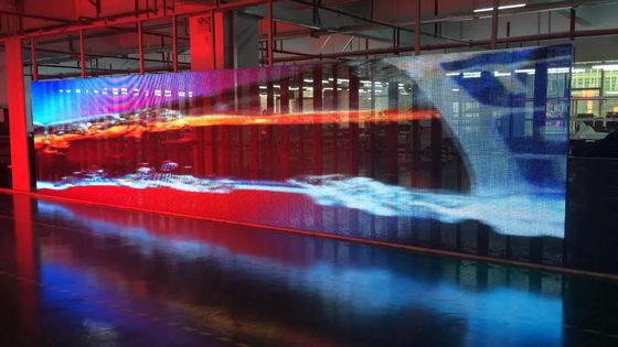 Buen precio P3.91-7.82 Pantalla LED interior transparente con LED SMD Pantalla de vidrio de alquiler con LED a todo color en línea