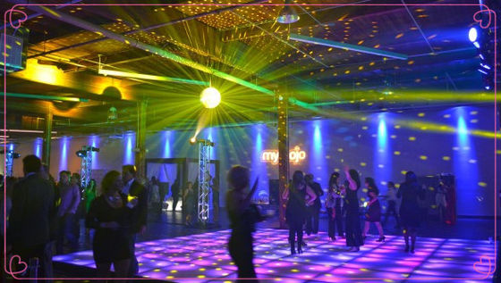 Piso de baile LED a todo color con paso de píxel de 4,81 mm, resistente al agua IP65