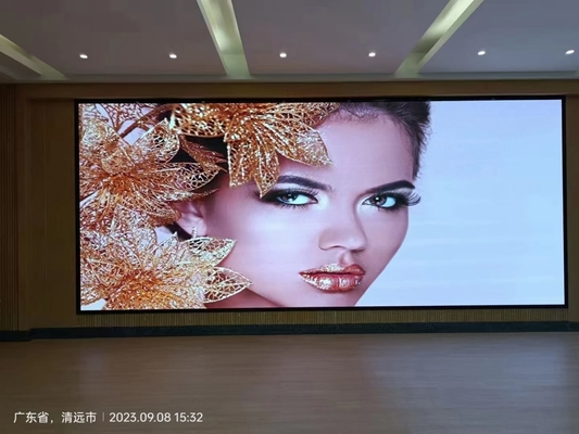 Display LED de color completo con modo de escaneo 1/16