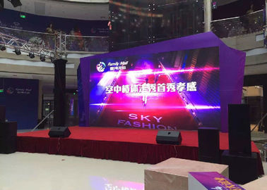 Pantalla de aluminio fundido a presión 62500/M2 Densidad de píxeles Pantalla LED de publicidad comercial Cartelera LED controlador