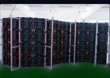 China Pared de video LED de alta calidad P3.91 Pantalla curva interior para supermercado