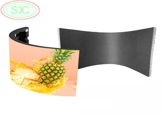 Pantallas de publicidad suaves de pantalla LED P2 de pared de video flexible giratoria en interiores