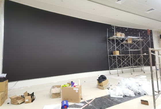 P2.5 para interiores 640*640 mm Display LED publicitario en la pared Servicio frontal, brillo de 1000 nits