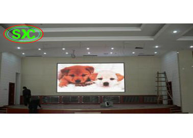 1010 Tamaño Digital Indoor LED Display Tiempo de vida de la pantalla>5000 horas para sus necesidades