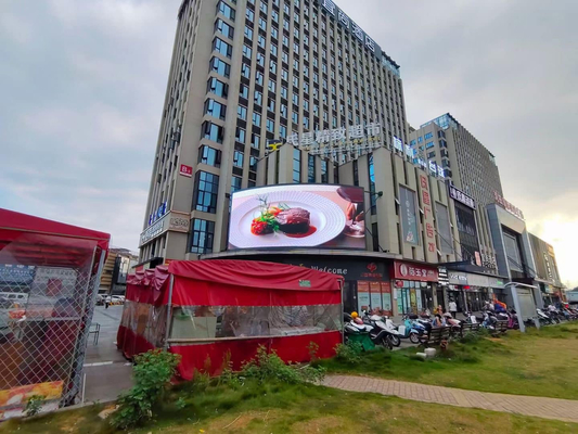 Pantalla de publicidad LED de exterior a todo color P4 SMD 3535 gabinete de hierro a prueba de agua, 3840hz frecuencia de actualización