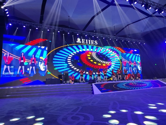 Publicidad en interiores Pantalla LED suspendida RGB P4 Impermeable, entretenimiento, alta resolución