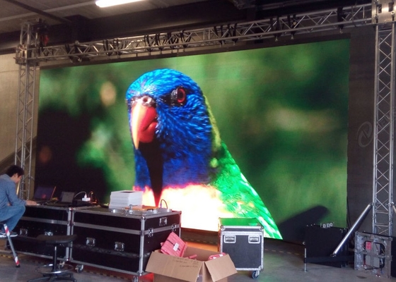 Pantalla de aluminio de fundición en interiores personalizable HD P2 pantalla LED a todo color LED cartelera delantera / trasera