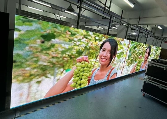 Cabinet de aluminio de fundición a presión para interiores Display LED de color completo RGB LED Tableros publicitarios de alta eficiencia energética