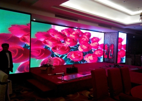Pantalla de alquiler personalizable RGB Indoor Full Color LED Display HD Pantalla de LED de alquiler P4
