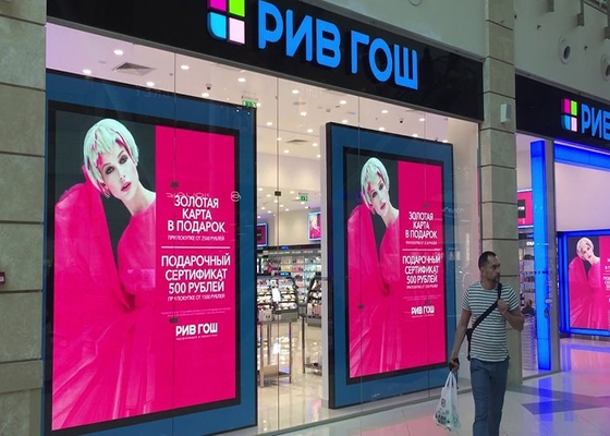 P4.81 Pantalla LED de alquiler Pantalla publicitaria de LED HD 42333 puntos / metro cuadrado