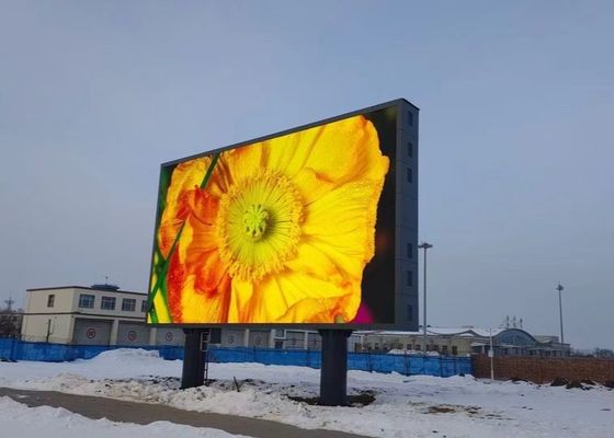 Buen precio p8 Pantalla de publicidad LED a todo color SMD3535 para exteriores en línea