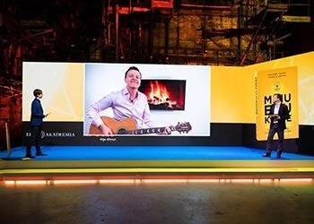 P3.91 Pantalla LED a todo color en interiores, impermeable, con gabinete de acero sellado
