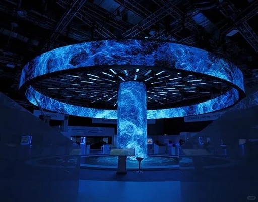 Tamaño personalizado Grupo de películas blandas Publicidad LED flexible pantalla a todo color 4mm Pixel gabinete de acero curvado