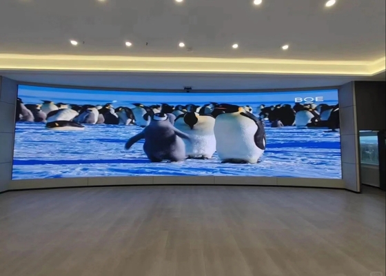 P1.667 Display SMD LED de pequeño ancho de banda 200*150mm Modulo Wafer Chip Flexible e impermeable