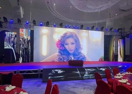 Buen precio Alquiler RGB HD Publicidad pantalla LED HD impermeable 100000 horas en línea