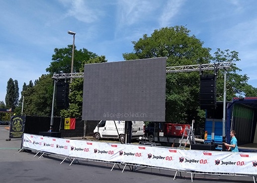 P2.5 Haning LED Display SMD2121 Estante de aluminio fundido a presión 3 años de garantía