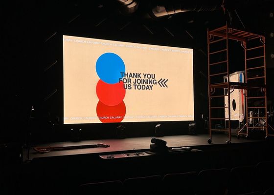 1R1G1B Composición de los píxeles Display LED GOB con chip Led Epistar y 427186 puntos/m2 Densidad de píxeles