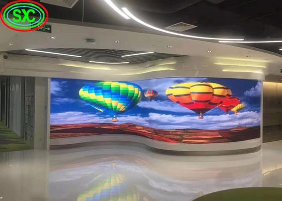 Buen precio Pantalla de aluminio de fundición a presión LED de color SMD de alta definición P5 para interiores en línea
