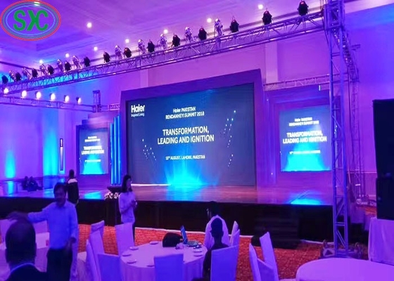 Alquiler de interiores P2 RGB LED Display de alta resolución de alta definición Flexible sin retraso