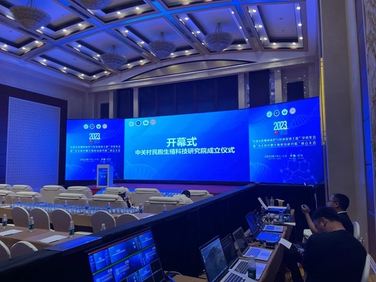 Alquiler de interiores P2 RGB LED Display de alta resolución de alta definición Flexible sin retraso