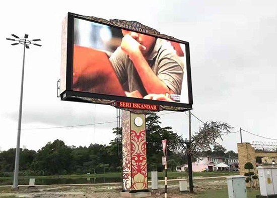 Pantalla LED de color completo al aire libre P10 Pantalla de pilar IP65 Gran tamaño 1/4 Modo de escaneo