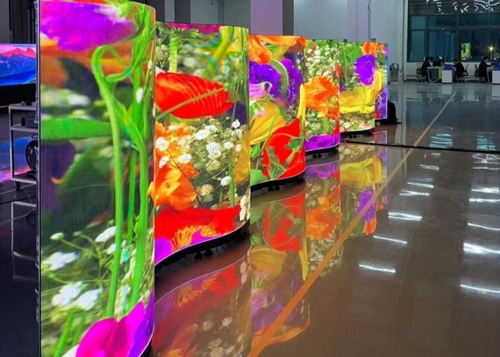 Pantalla LED con pantalla curva Cartelera P4.81 RGB 1/13 Modo de escaneo Alta tasa de actualización gabinete de aluminio fundido a presión