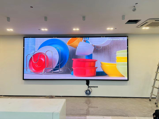 COB P1.25 pantalla de vídeo LED de pared interior con LED 270420 puntos/M2 492x492mm