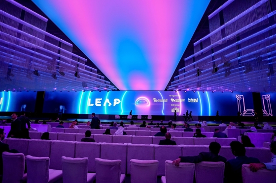 Alta definición de color completo de publicidad LED de fundición a presión de aluminio / de la conferencia exterior LED Video Wall