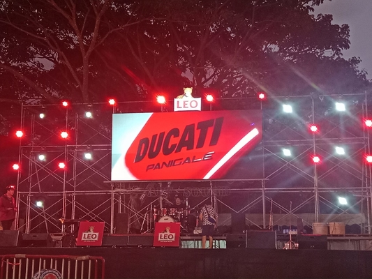HD P5 Indoor Full Color LED Rental Screen 768x768mm Gabinete 3 años de garantía