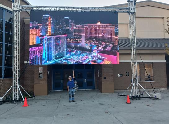 HD Indoor Full Color LED Display Pantalla de aluminio fundido a presión 2500 CD/m2 con ángulo de visión