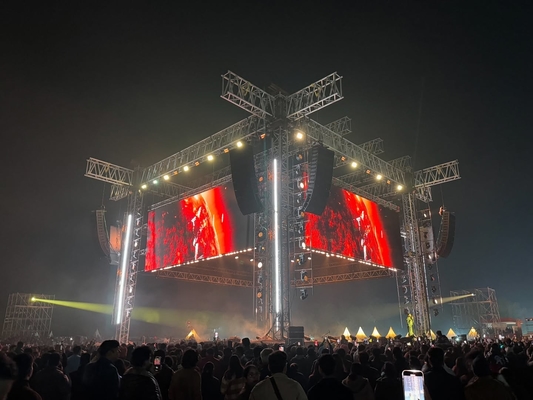 Alquiler de pantalla HD 1R1G1B de aluminio fundido a presión en interiores P4 LED Display Board LED Video Wall