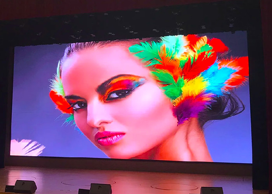 P1.25 COB Pantalla de aluminio fundido a presión en interiores personalizable HD Display LED a todo color LED Presentación de cartelería LED Frente / Atrás
