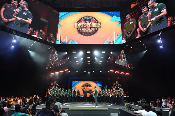 Pantalla LED de alquiler para interiores a todo color P6 SMD, 6000 cd/m²