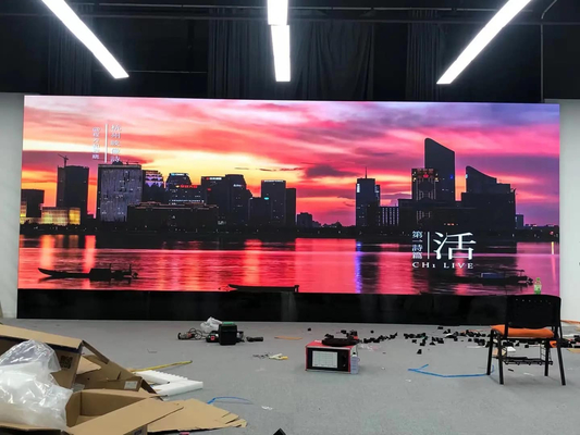 Display LED de color completo de interior de alto brillo P2.5 para publicidad y eventos llamativos e impactantes