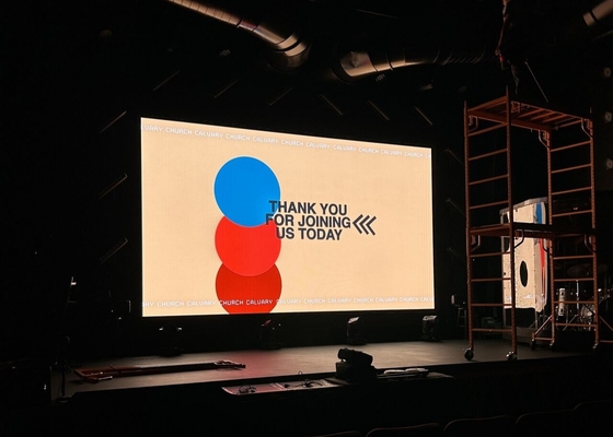 P4 Full Color Indoor LED Video Wall Screen 80*40 Resolución de módulo Tableros publicitarios