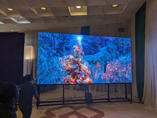 Display LED de color completo 1R1G1B Composición de píxeles GOB con pantalla y vida útil de 000 horas