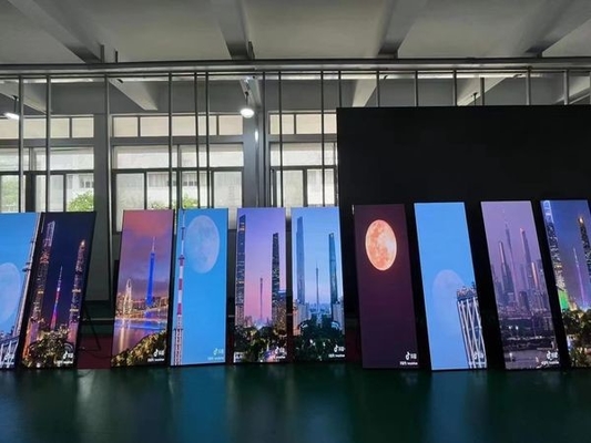 Display de carteles LED HD P2.5 de color completo en el suelo publicidad de pie 1/16 Pared de escaneo