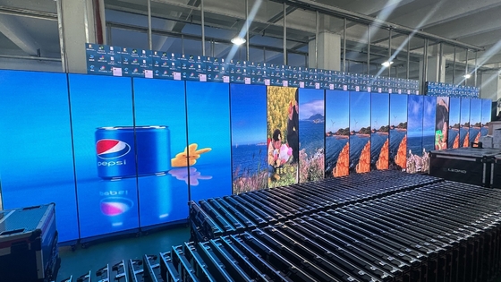 Display de carteles LED HD P2.5 de color completo en el suelo publicidad de pie 1/16 Pared de escaneo